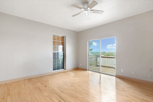 Building Photo - 601 S Ponce De Leon Blvd
