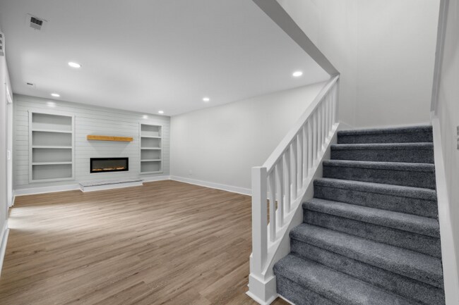 Building Photo - 196 Finley Forest Dr