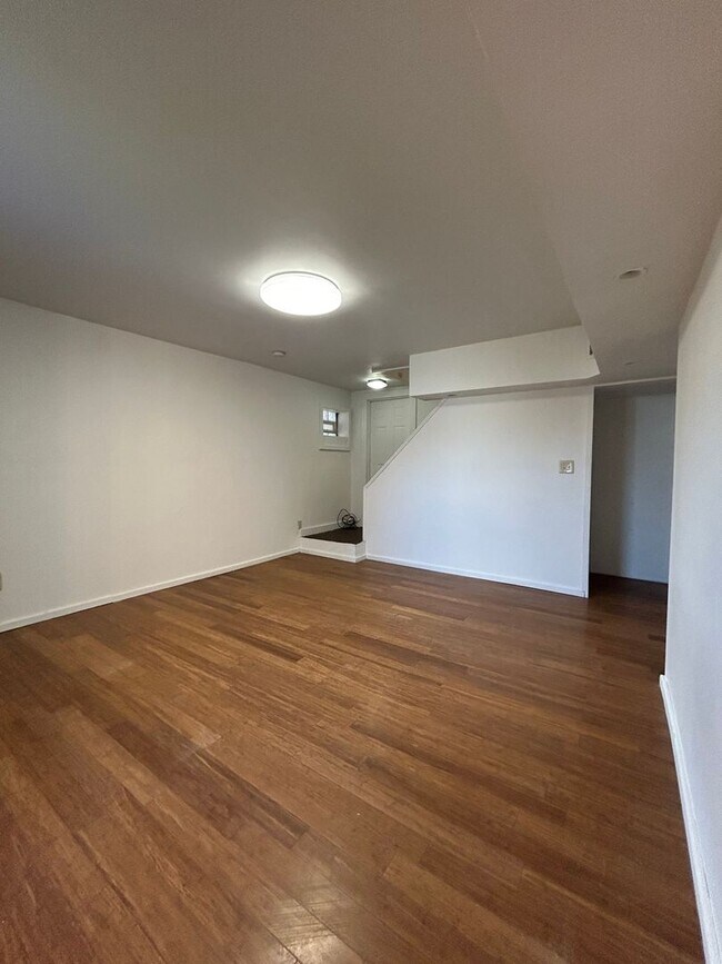 Building Photo - shad3162-3164