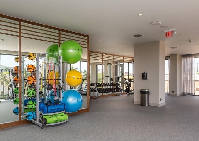 Building Photo - 5250 NW 84th Ave