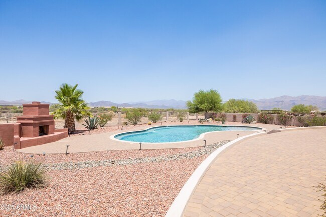 Building Photo - 16246 E Gamble Ln