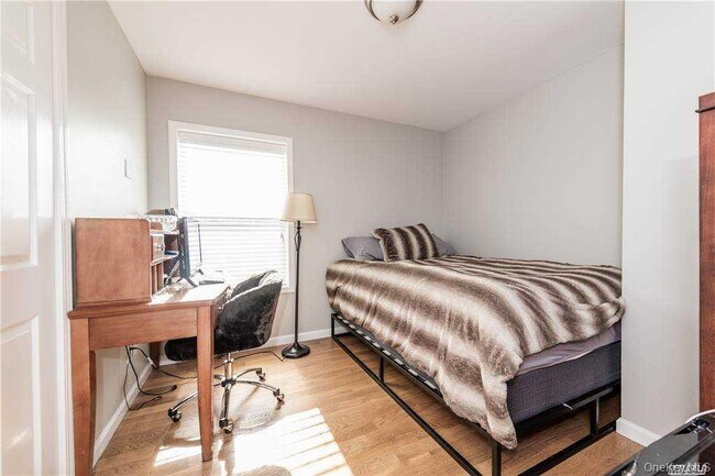 Building Photo - 98 Nebraska St