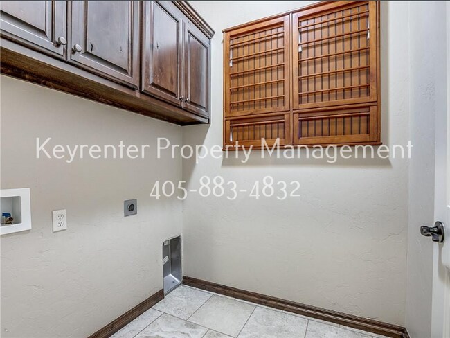 Building Photo - 8409 NW 140th St