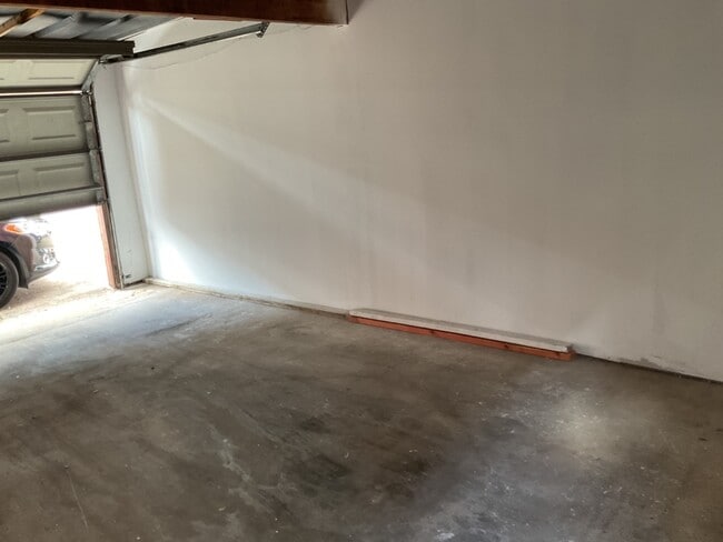 Building Photo - 12400 Brookglade Cir