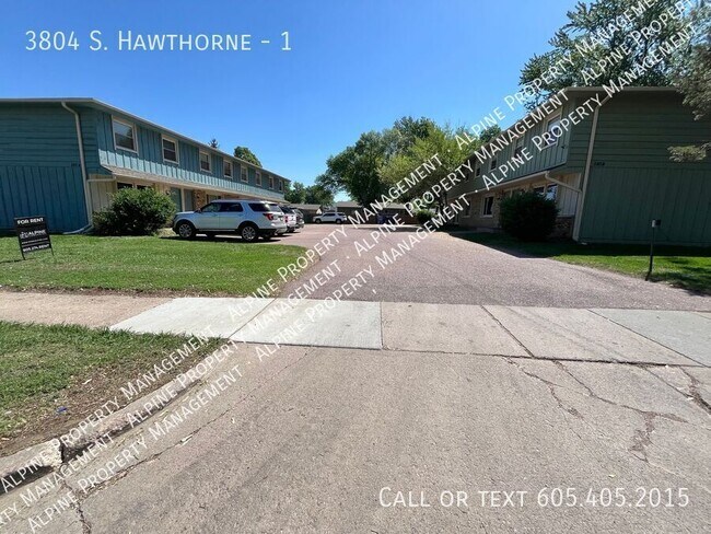 Building Photo - 3804 S. Hawthorne-1
