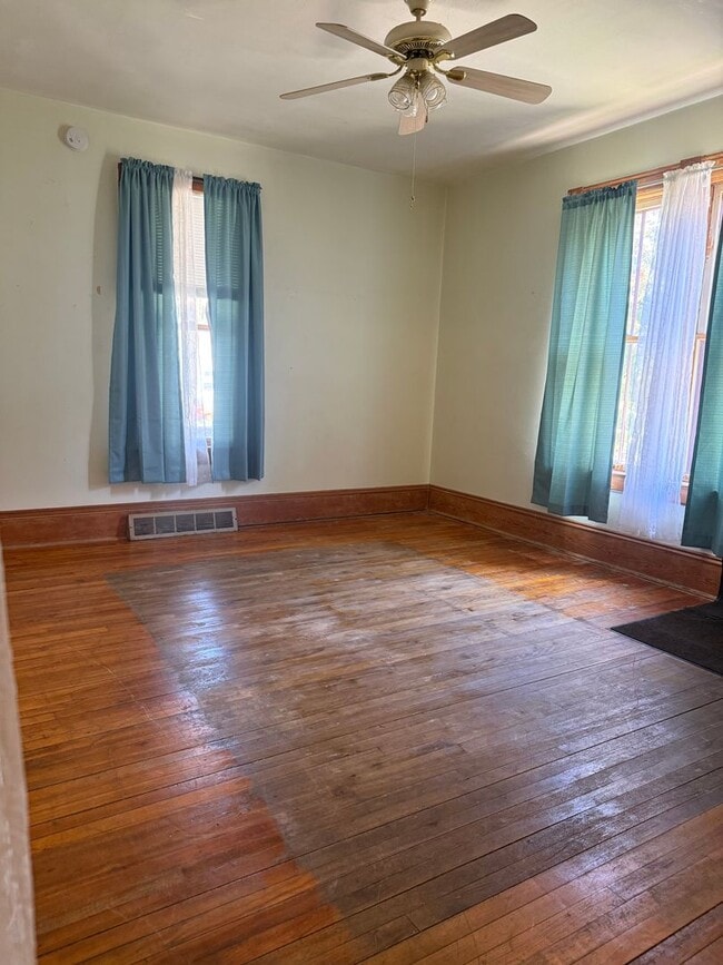 Building Photo - Big Character. Bigger Home in this 4 Bedroom-1 Bathroom charmer