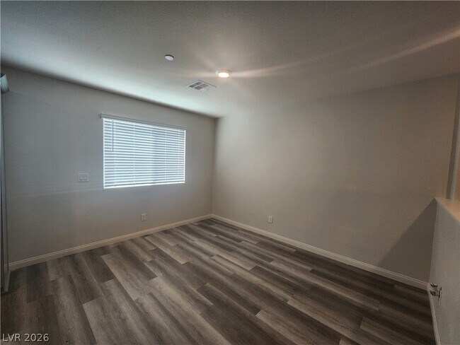 Building Photo - 3783 Enchanted Sky St