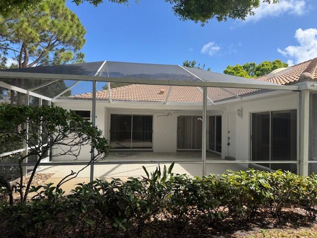 Building Photo - 7901 Chapman Oak Ct