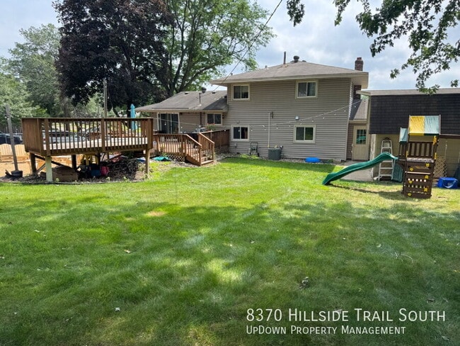 Building Photo - 8370 Hillside Trail S