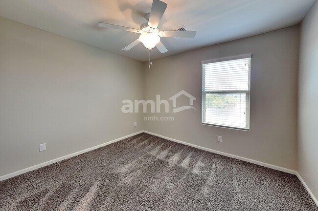 Building Photo - 20785 W Thomas Rd