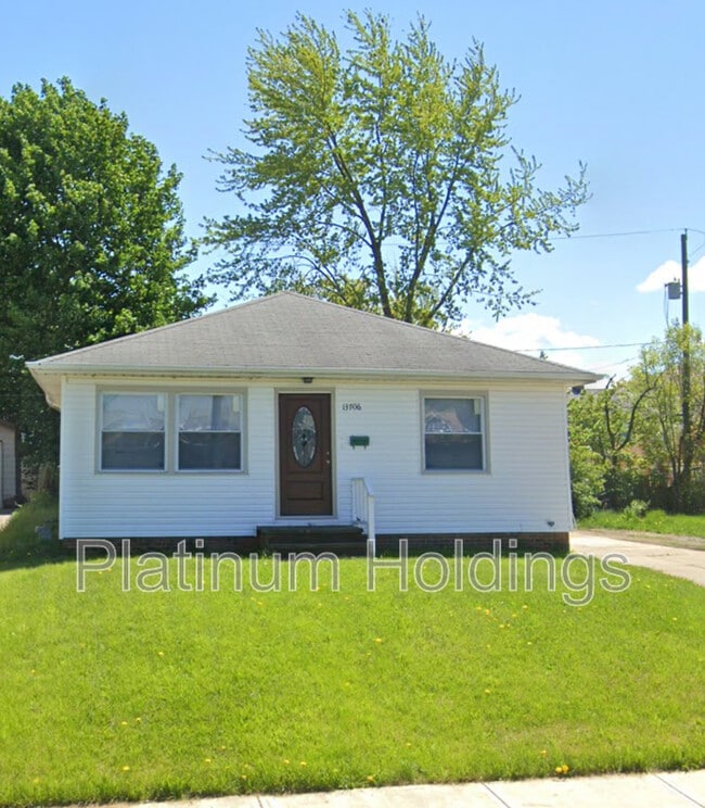 Primary Photo - 13706 Rexwood Ave
