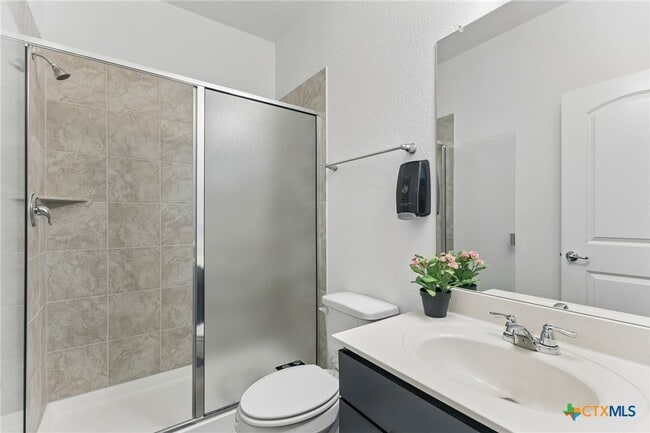 Building Photo - 228 High Mesa Dr