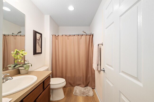 Building Photo - Furnished Annual Rental – 4-Minute Golf Cart Ride to Brownwood Town Square