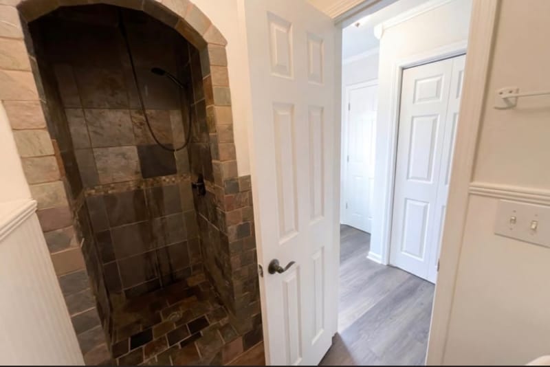 Building Photo - 62 Ann Cir