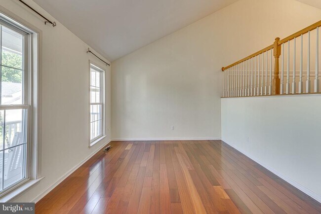 Building Photo - 15 Brighton Way