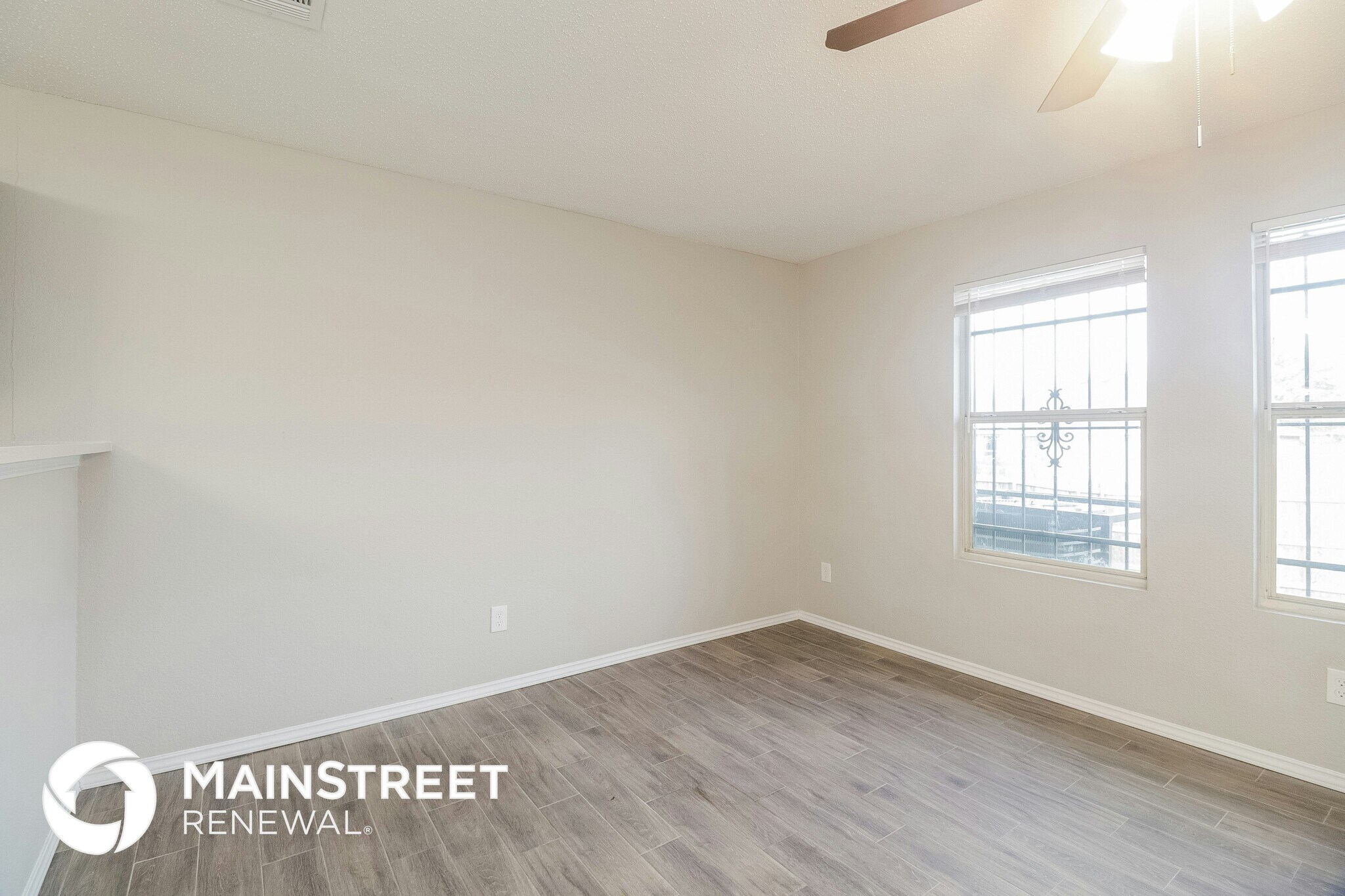 Building Photo - 735 Panola Dr