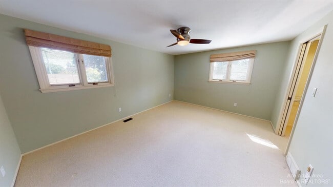 Building Photo - 2235 Prairie St