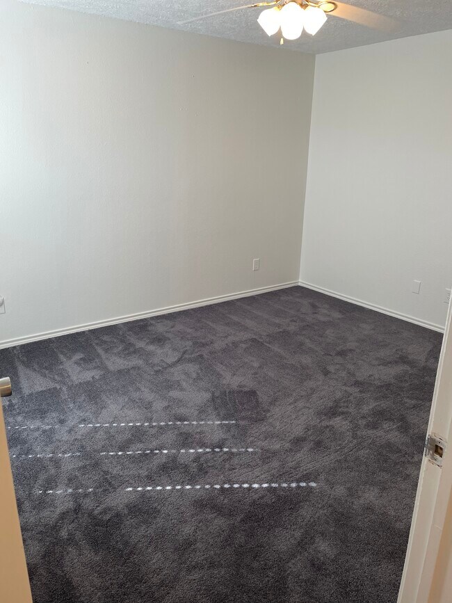 Building Photo - 4029 Heatherbrook Ct