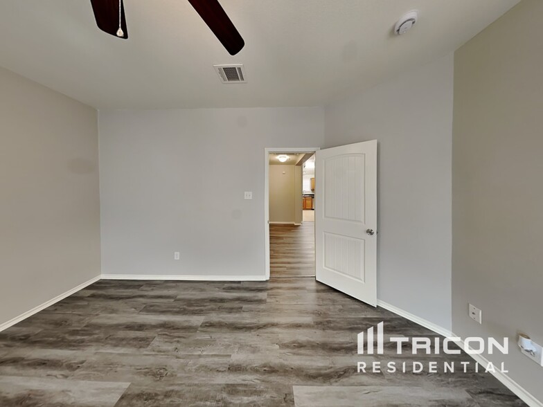 Building Photo - 739 Lentisco Dr