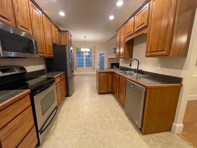 Building Photo - 1930 Scarlett Meadows Dr