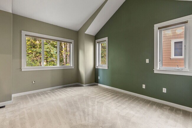Building Photo - 10267 NW Alder Grove Ln