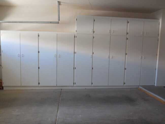 Building Photo - SUN CITY SUMMERLIN TWO BEDROOM - MONARCH F...