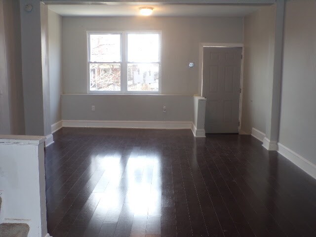 Building Photo - 1619 N 60th St