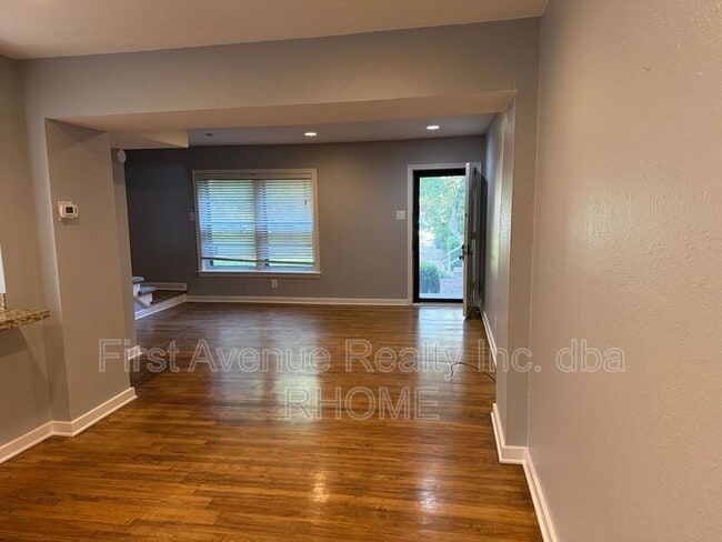 Building Photo - 6482 Bordeaux Ave