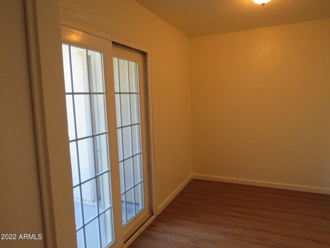 Building Photo - 1342 W Emerald Ave