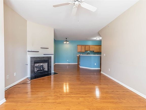 Building Photo - 663 Worthington Dr
