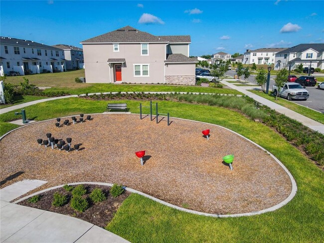 Building Photo - 1043 Lakeshore Breeze Pl