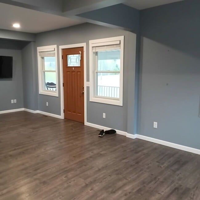 Building Photo - Private Country Living Near Fife Lake