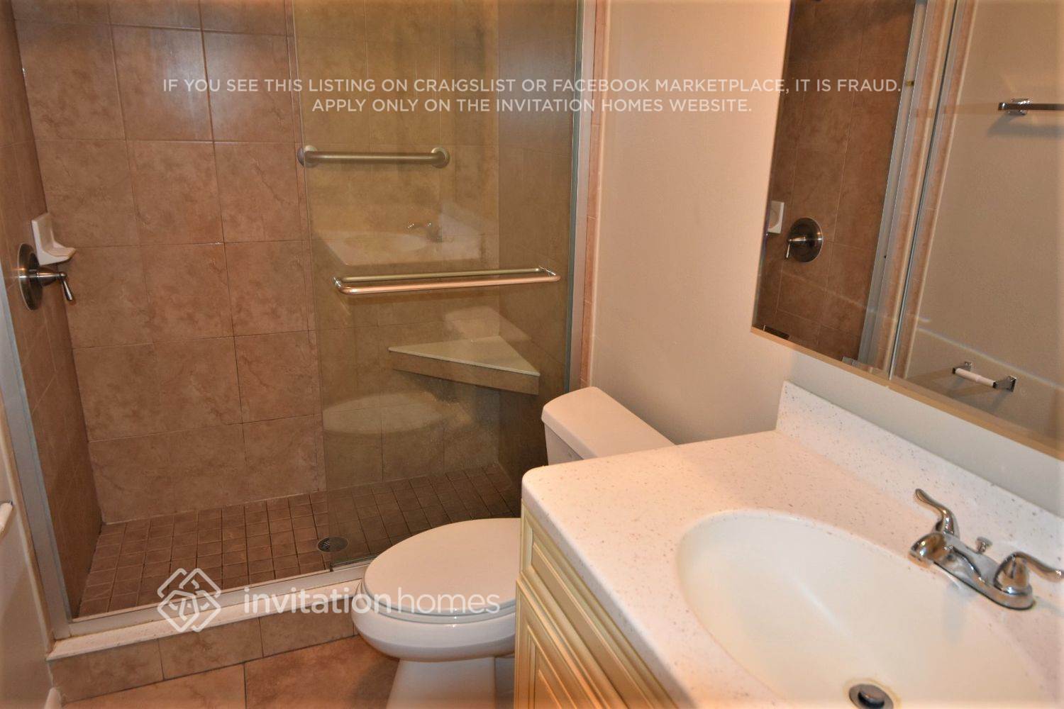 Building Photo - 3054 Brompton Dr