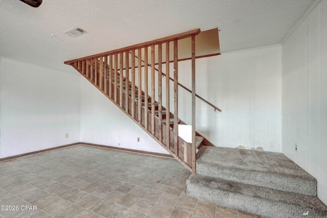 Building Photo - 929 Marina Dr
