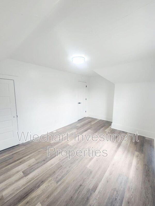 Building Photo - 770 Richie Ave