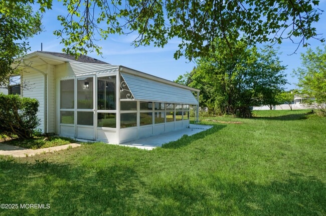 Building Photo - 11 St Pierri Ct