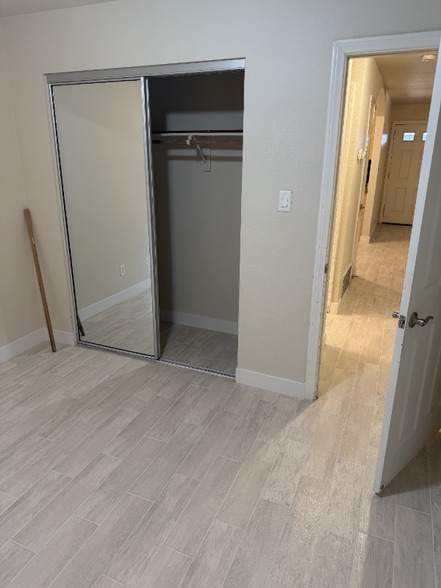 Building Photo - 4713 Amber Ln