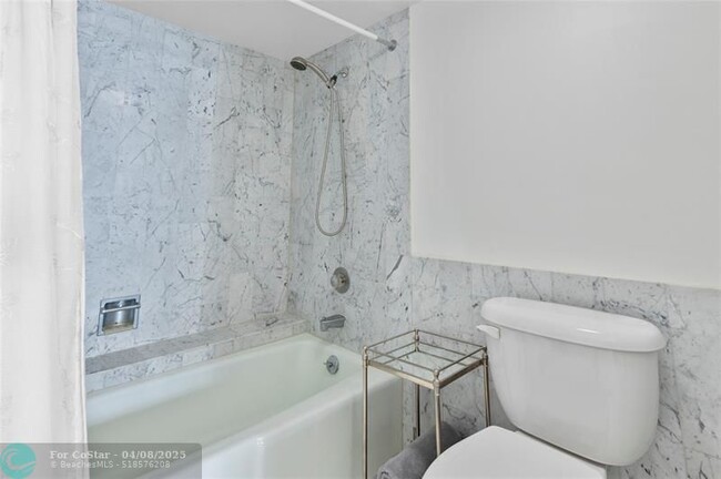 Building Photo - 3500 Galt Ocean Dr