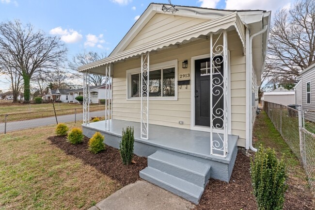 Building Photo - Trek Rentals