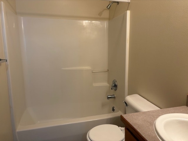 Building Photo - Duplex with detached garage