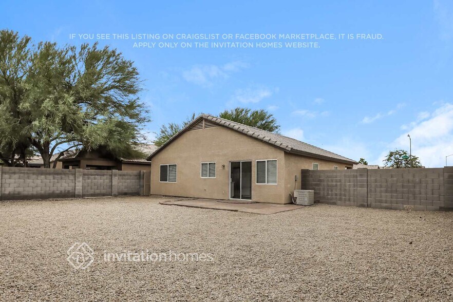 Building Photo - 3463 S 162nd Ave