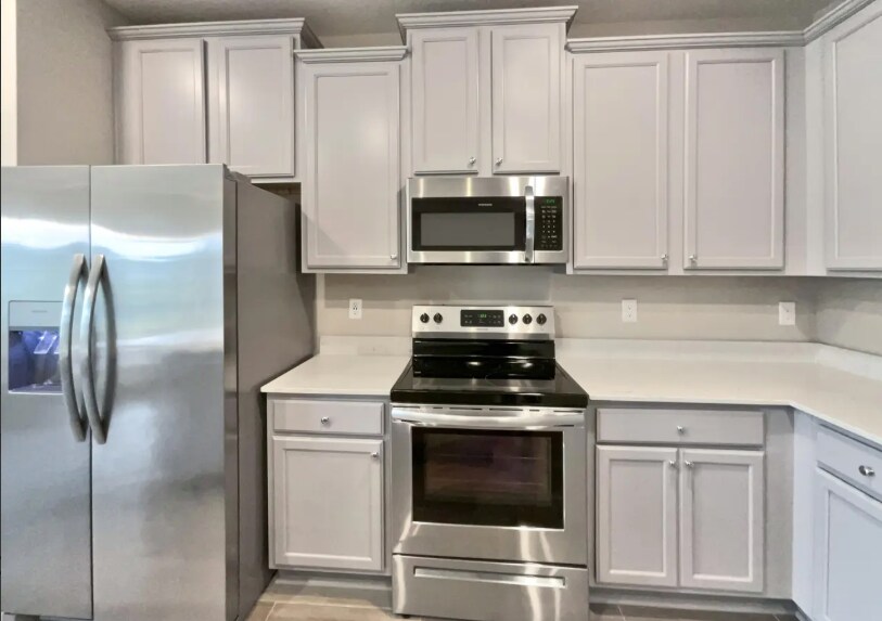 Building Photo - 2861 Brambleton Pl