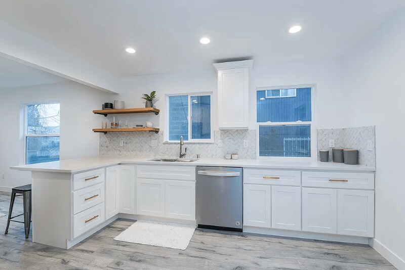 Building Photo - 1018 E 56th St