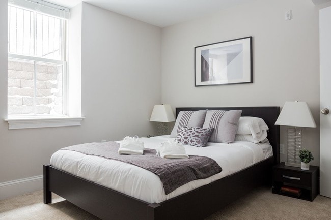 Building Photo - 126 Columbia Rd