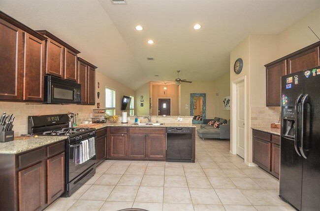 Building Photo - 3615 Sumner Lodge Dr