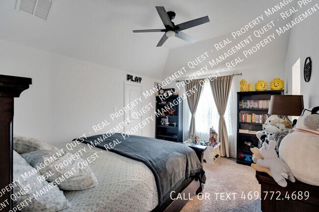 Building Photo - 1767 Shumard St
