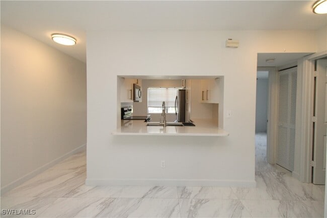 Building Photo - 105 Wading Bird Cir