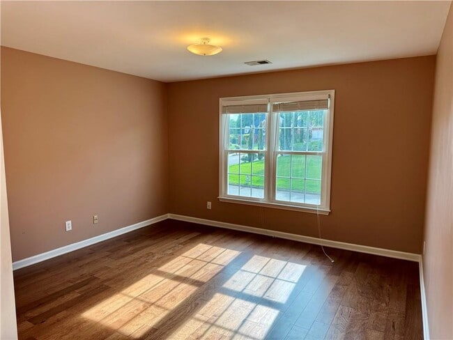 Building Photo - 5000 Victory Ridge Ln