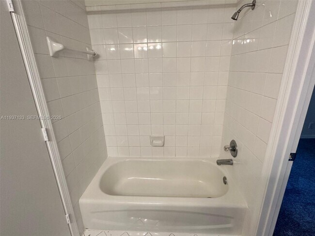 Building Photo - 3920 San Simeon Ln