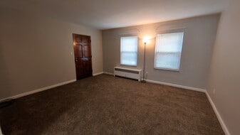 Building Photo - 1216 North Plum Street
